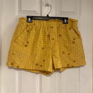 Yellow Gingham Women's Shorts with Flower print size L